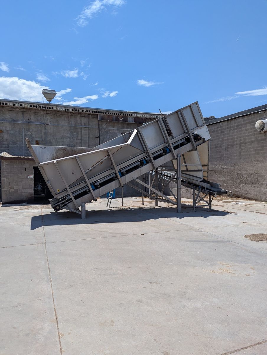 2017 Double T Heavy-Duty Stainless Steel Bulk Infeed Hopper & 40' Conveyor System