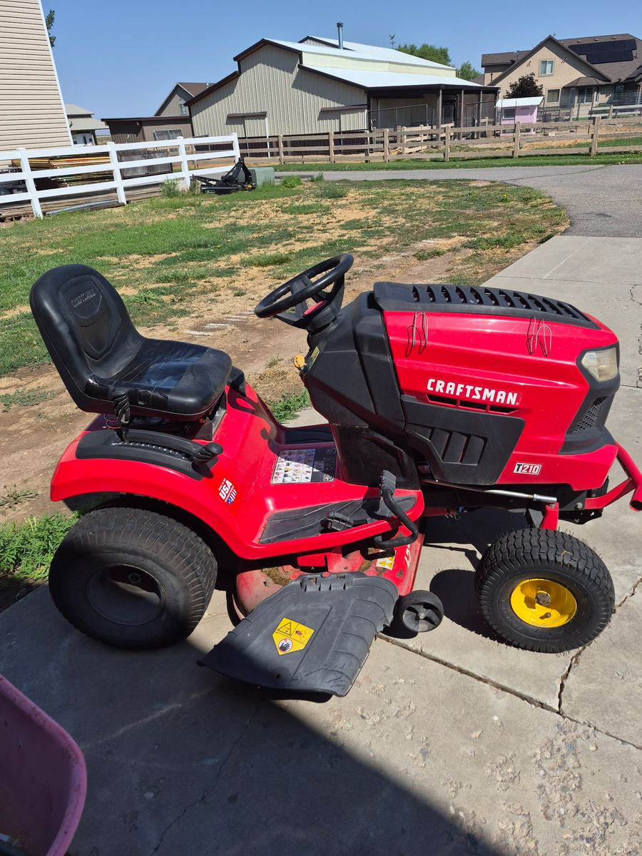 Kohler 5400 Series riding lawnmower