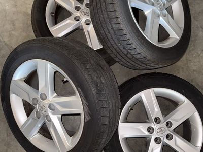Toyota 17" 215/55 R17 OEM Wheels & Douglas/Touring Tires Set of 4 - Used- Like new
