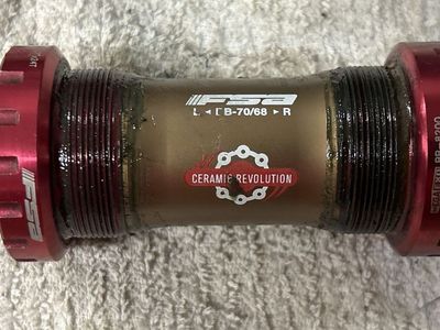 FSA Ceramic Bearings Bottom Bracket. BSA