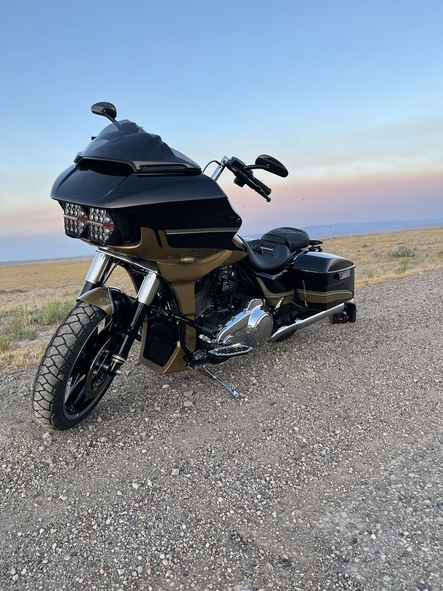 Harley Davidson Road Glide Custom fltrx