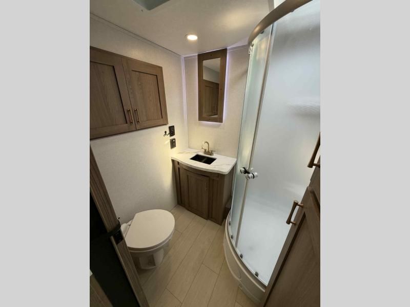 Main image 11