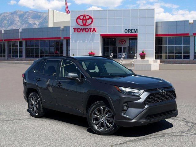 2025 Toyota RAV4 XLE Premium