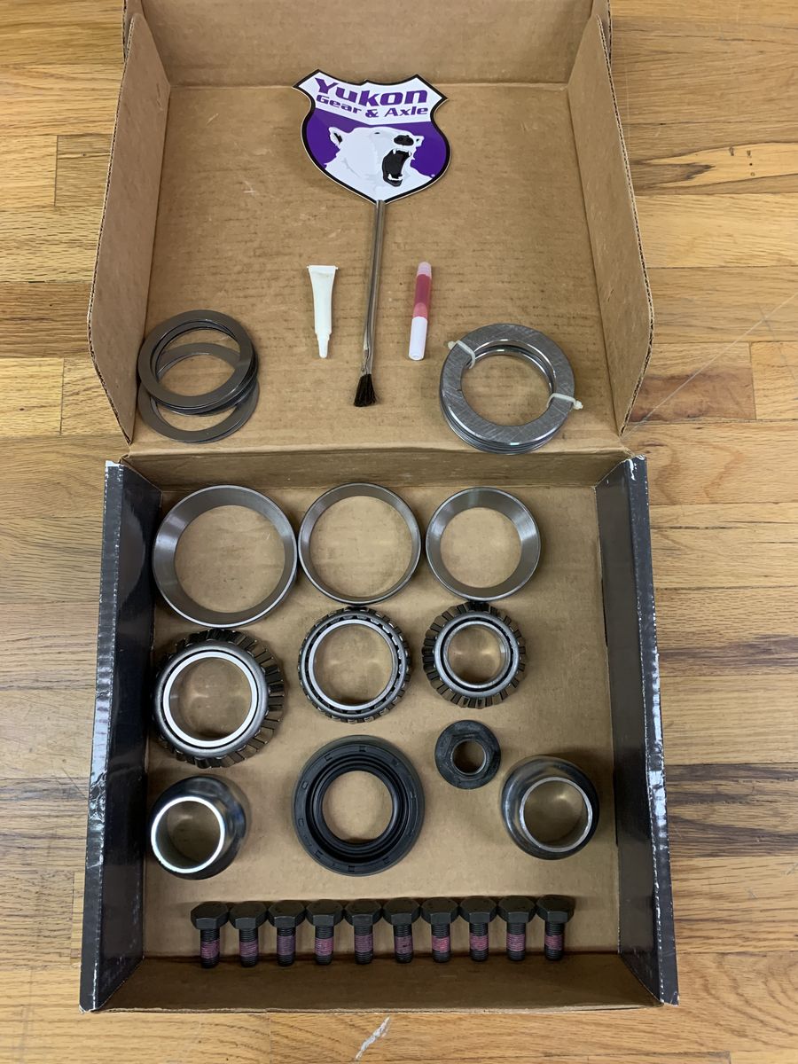 Yukon Gear & Axle Rear Master Overhaul Kit Ford F-150 8.8"Rear Ford F150 Mustang Ford 8.8 Yukon YKF8.8-D