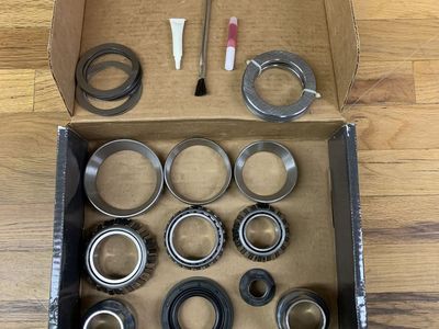 Yukon Gear & Axle Rear Master Overhaul Kit Ford F-150 8.8"Rear Ford F150 Mustang Ford 8.8 Yukon YKF8.8-D