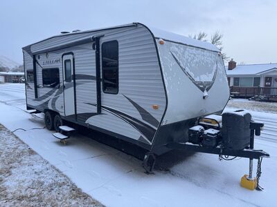 2017 Eclipse Stellar Toy Hauler Sale Pending