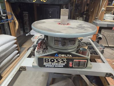 Delta boss spindle sander
