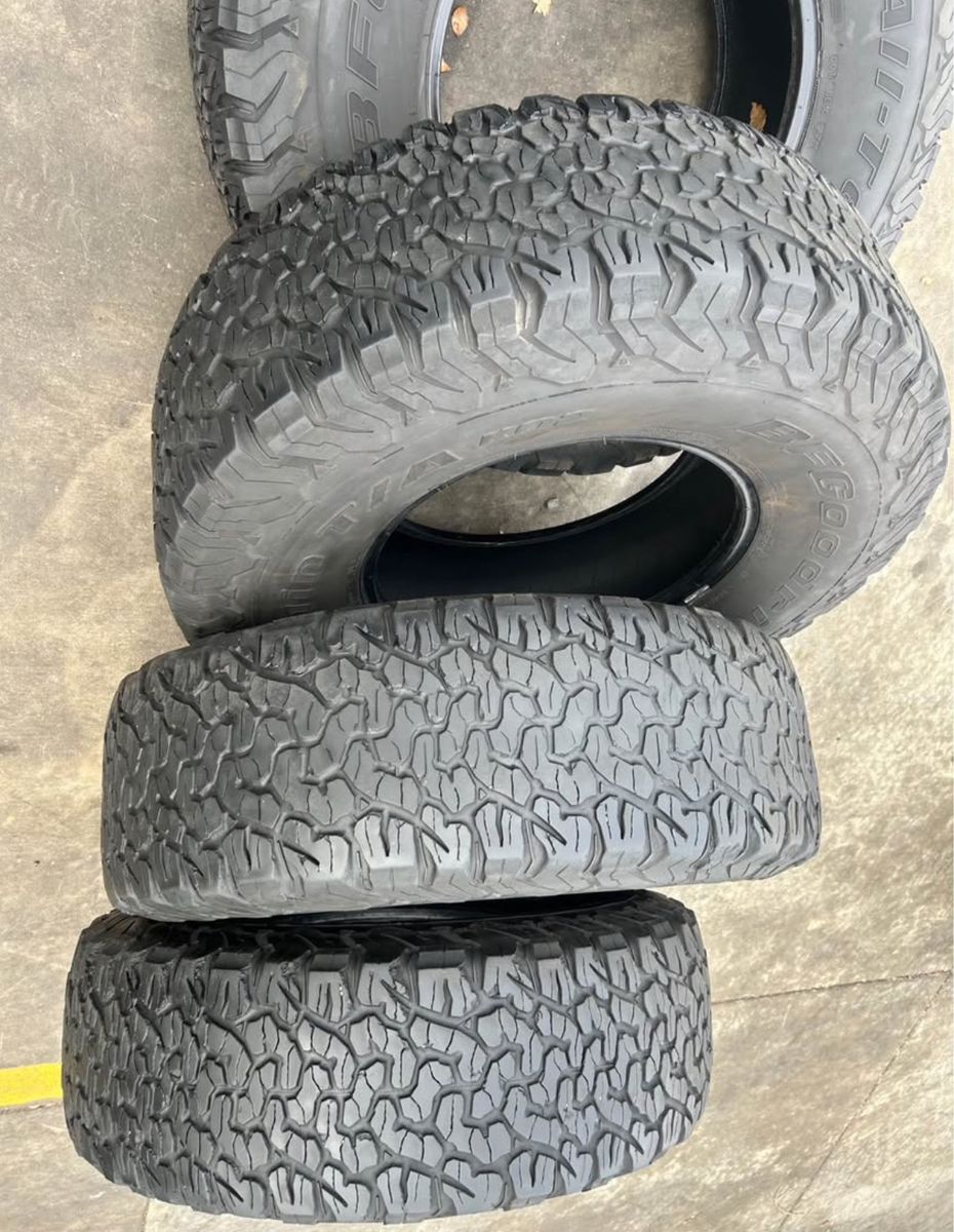 4 tires 37125017