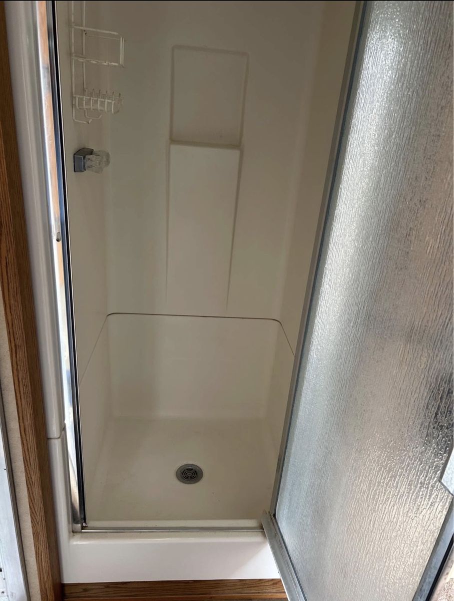 Main image 5