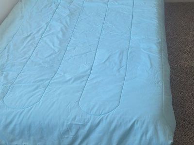 Light Blue Twin Size Comforter - Soft & Cozy Bedding
