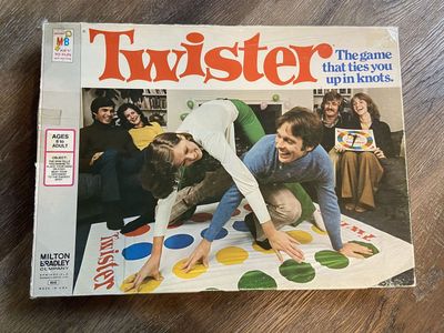 VINTAGE 1966 Original Twister Game