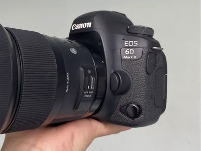 Canon 6D mark II and sigma 35mm art f1.4 for canon