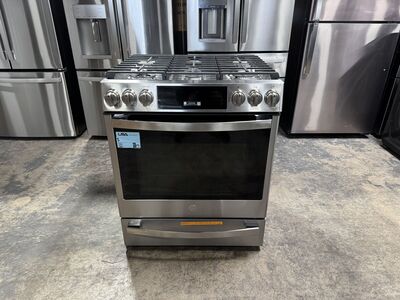 NEW GE PROFILE 30” GAS RANGE WITH AIR FRY