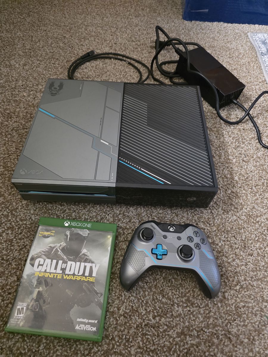 Xbox one Halo 5 Limited edition