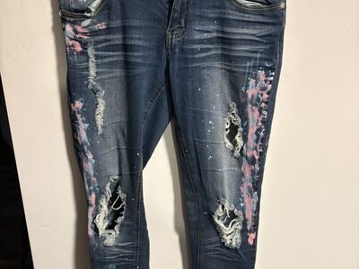 Almost Famous Paint sz 9