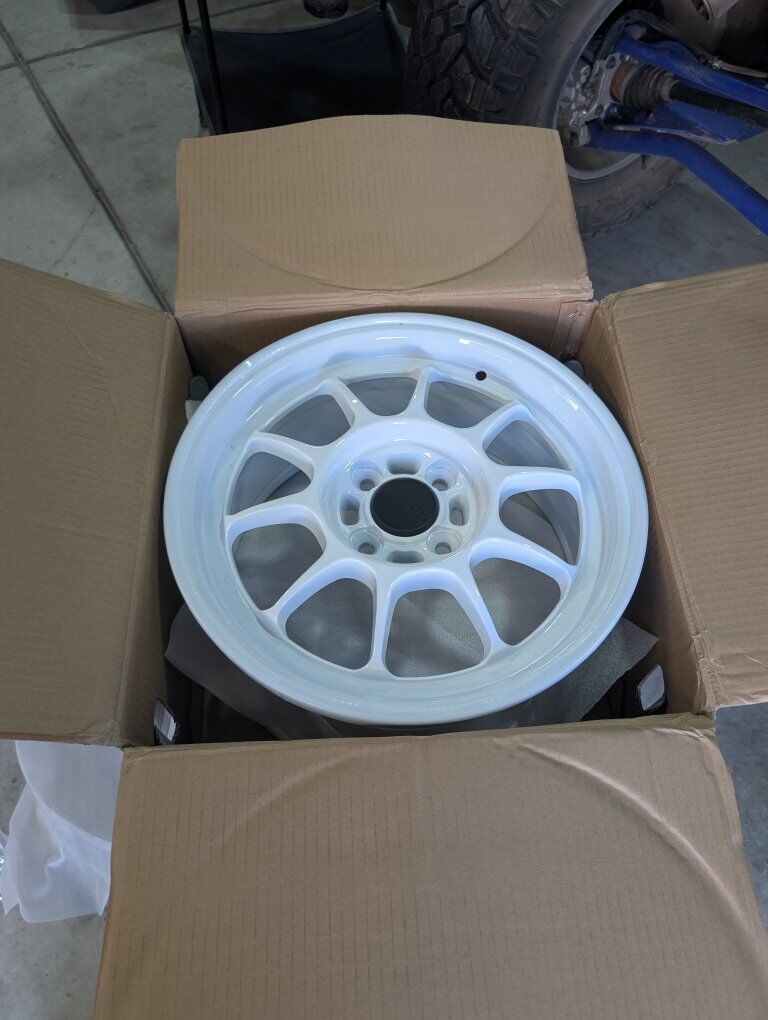 New CSF9 15x7 Wheels - White Circuit Performance