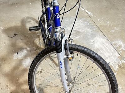 Trek navigator 200 bicycle