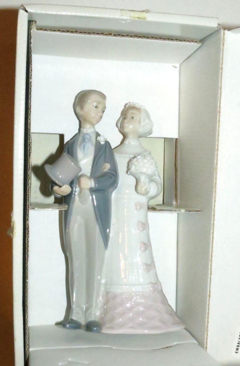 LLADRO Wedding Couple Bride & Groom 4808 w/ Box!