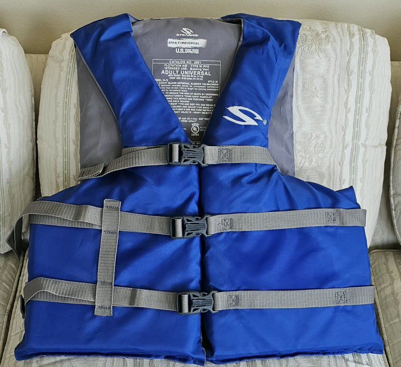 Stearns Adult Universal PFD Life Vest - Type III USCG Approved, Boating Safety, Blue
