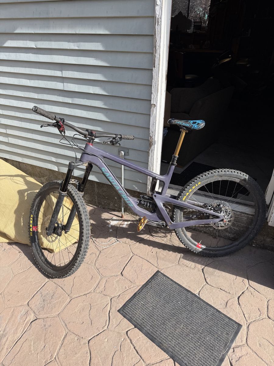 Santa Cruz Nomad C 