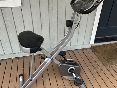 Amazing Space-saving stationary bike