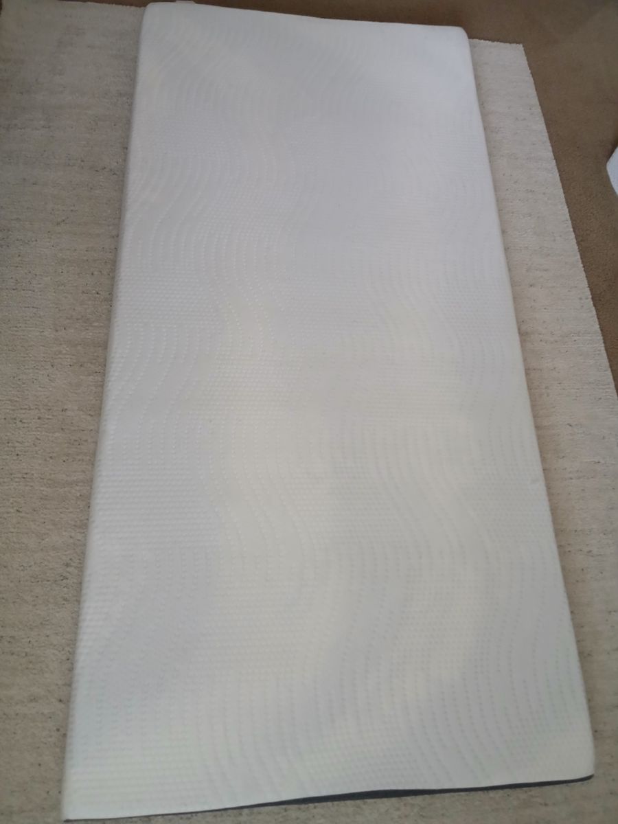 Twin memory foam with cover (3 inches)