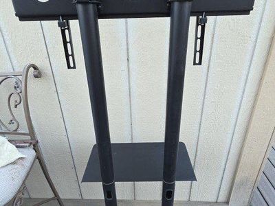 VIVO Mobile TV Cart