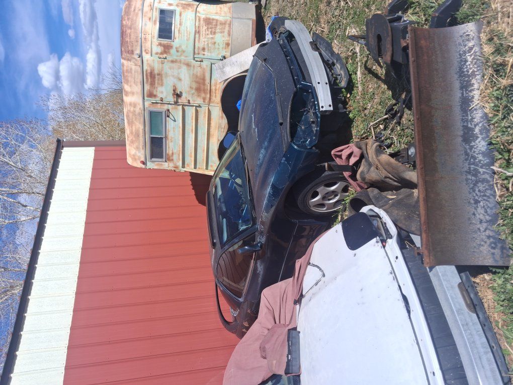 2 Mitsubishi  3000 gt and v6