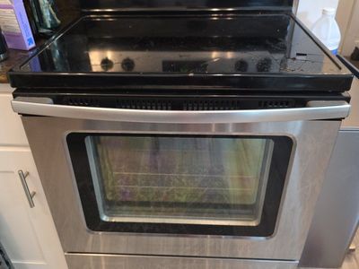 Amana Stainless Steel Electric Range Stove - Cracked Glass Cooktop $50 - OBO
