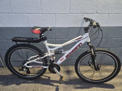Road bike schwinn S60 Dsx excellent condition