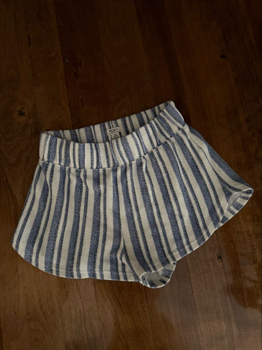 Women’s striped shorts Roxy brand size M blue,black and white