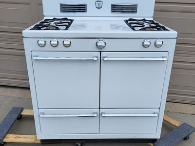 Vintage 50's Gas Stove