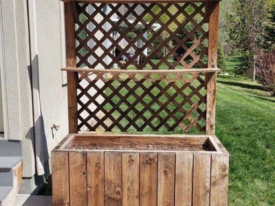 Planter box