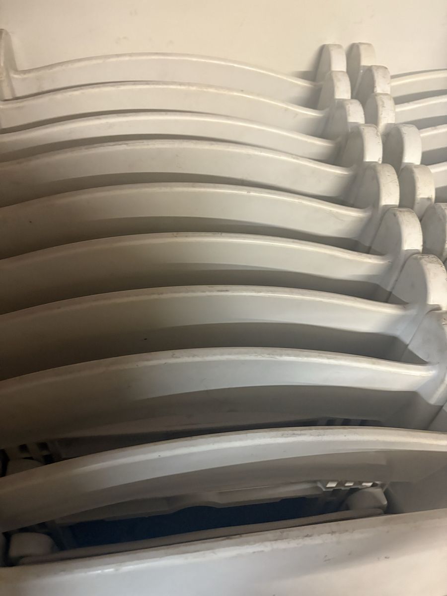 15 Party Chairs