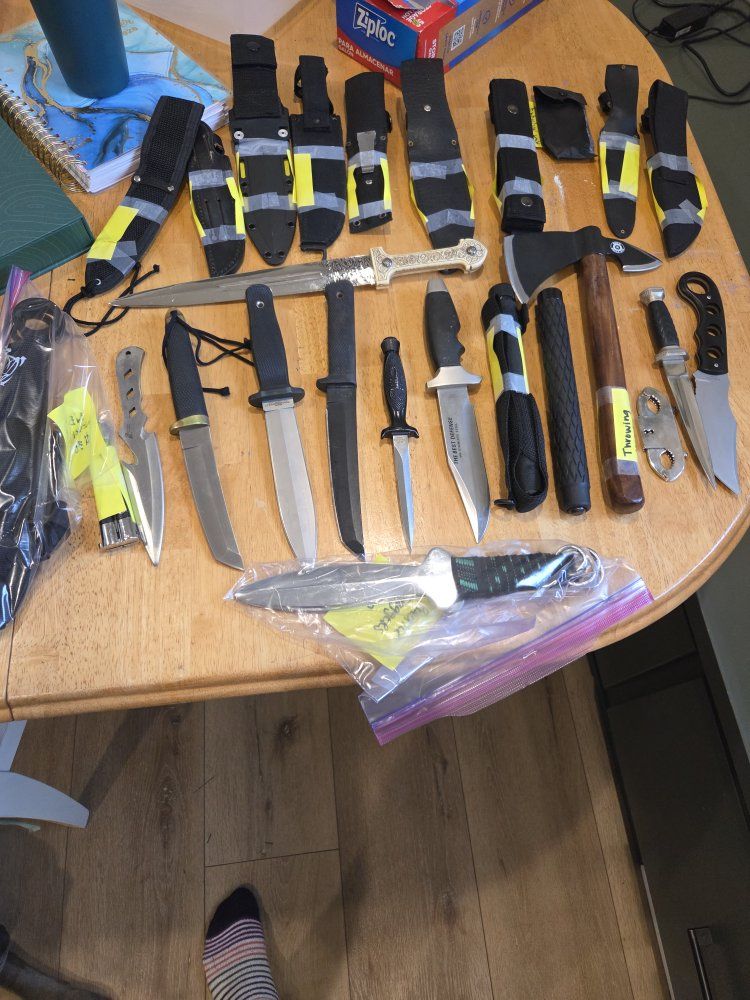 Tactital/ Knives $400 obo