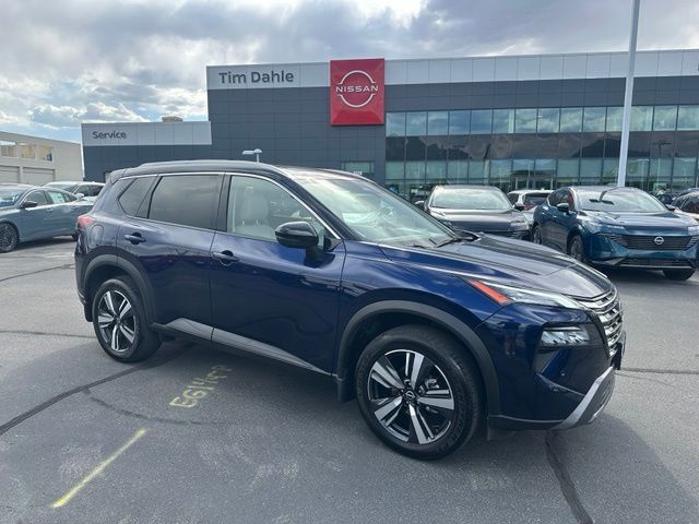 2025 Nissan Rogue SL