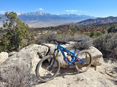 Pivot Mach 5.5 Carbon Medium