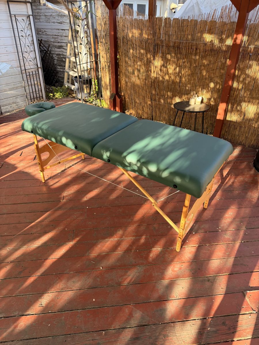Custom Craftworks Portable Massage Table (Athena)