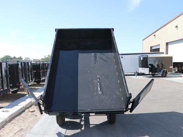 Main image 3