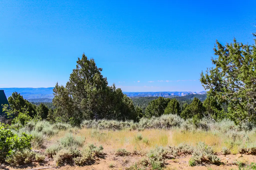 2.2 Acres Overlooking Zion National Park