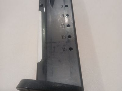 Smith & Wesson M&P magazine