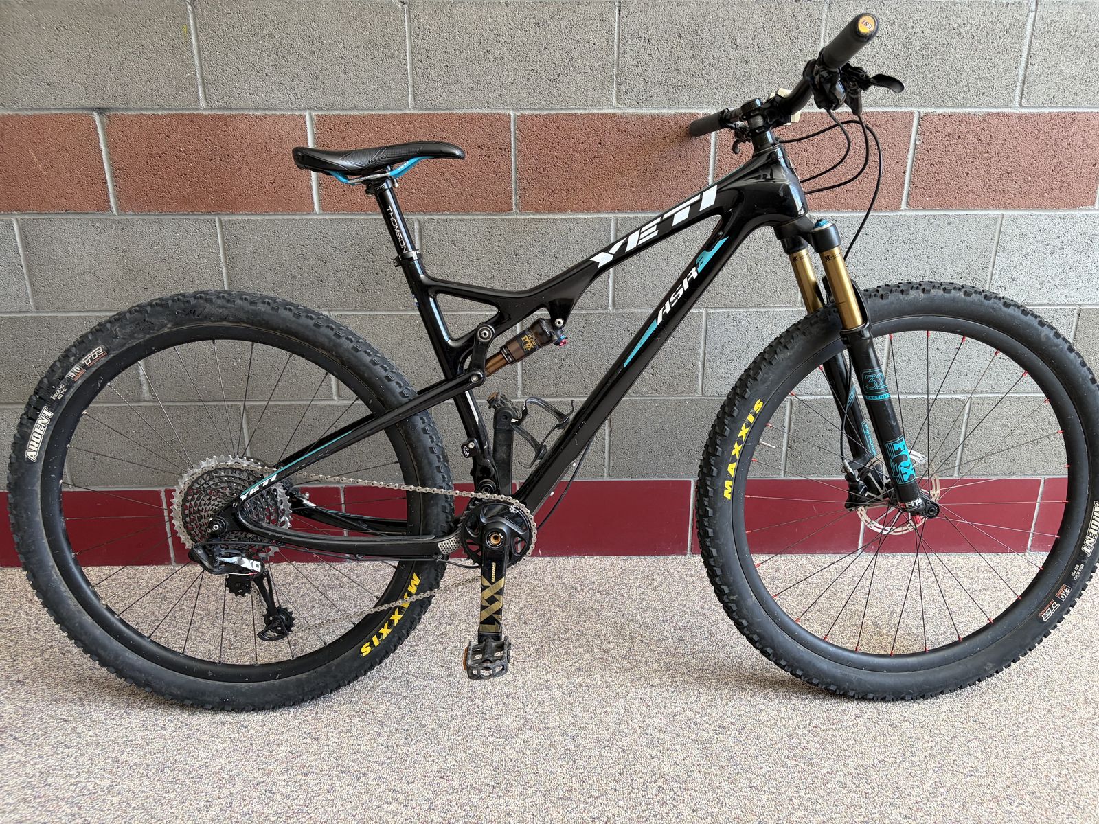 2015 Yeti ASR Carbon Downcountry bike - Large