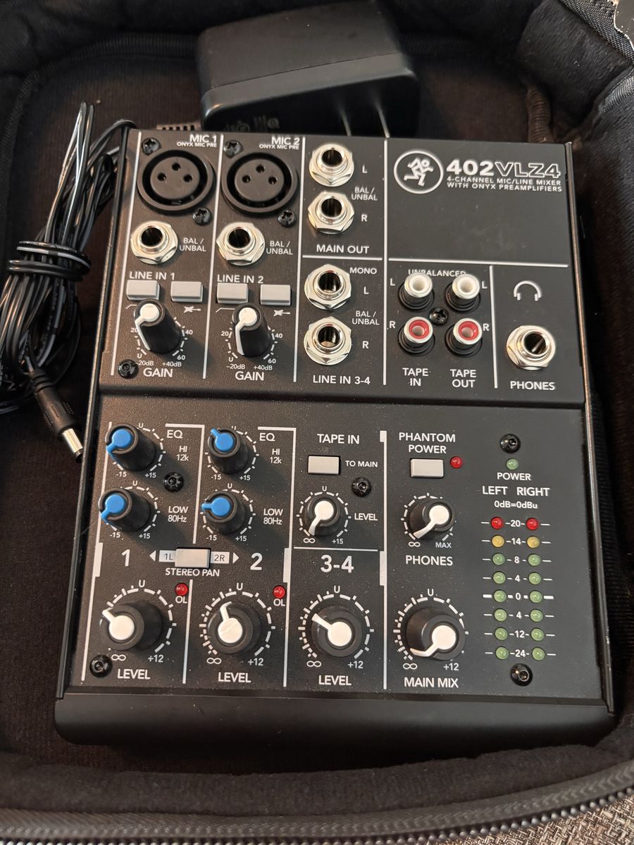 Mackie 402vlz4 Ultra Compact Mixer