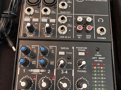 Mackie 402vlz4 Ultra Compact Mixer