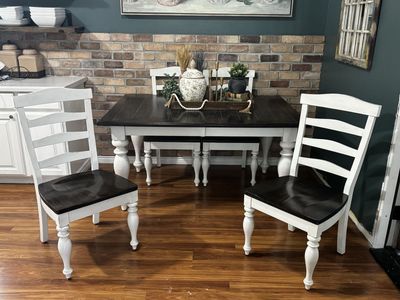 Farmhouse extendable table with chairs and bench