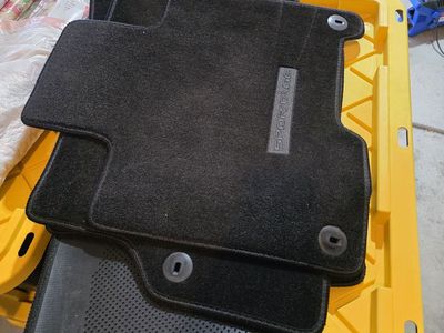 2023 Kia Sportage floor mats