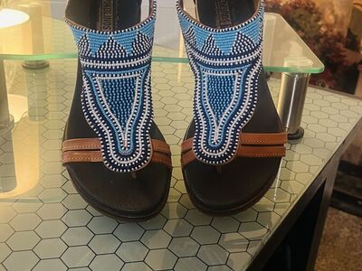 SandlEs Women Size 7.5