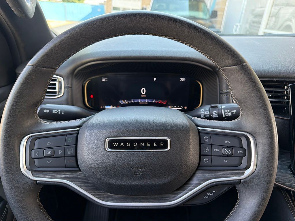 Main image 12