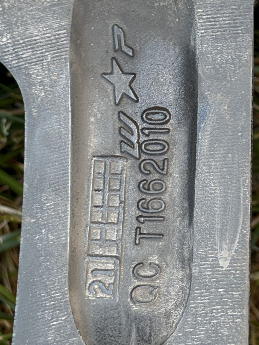 Main image 10