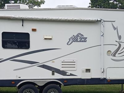 2005 Jazz by Jayco 5th Wheel
